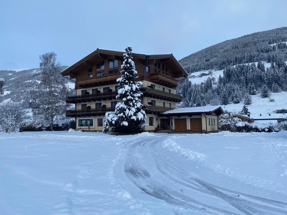 Pension Dorferwirt Bramberg am Wildkogel Exterior foto