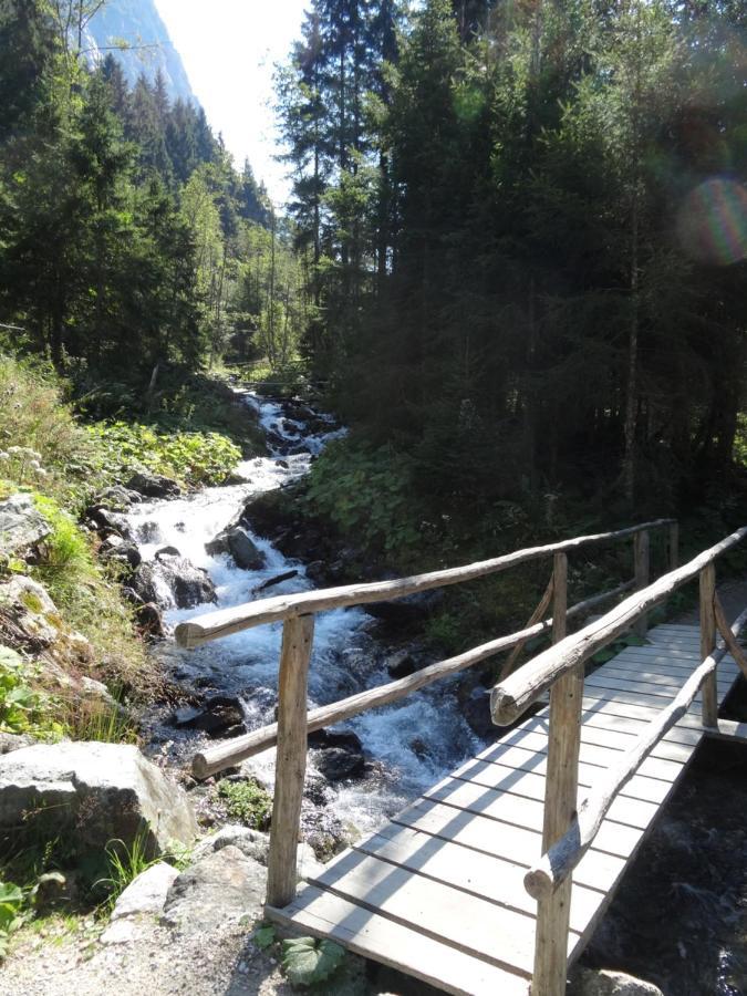 Pension Dorferwirt Bramberg am Wildkogel Exterior foto