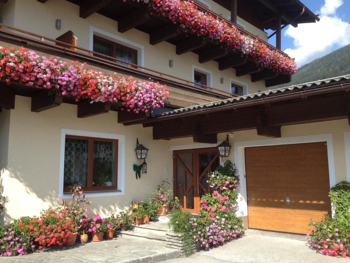 Pension Dorferwirt Bramberg am Wildkogel Exterior foto